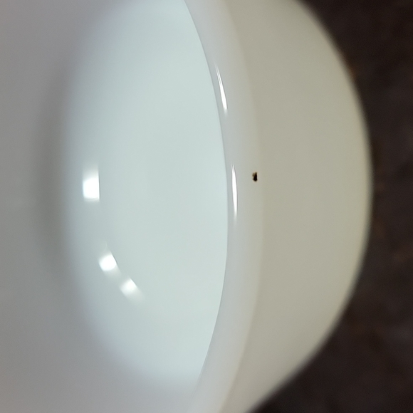 Set of Vintage Fire King Milk glass ramekins - Picture 6 of 6